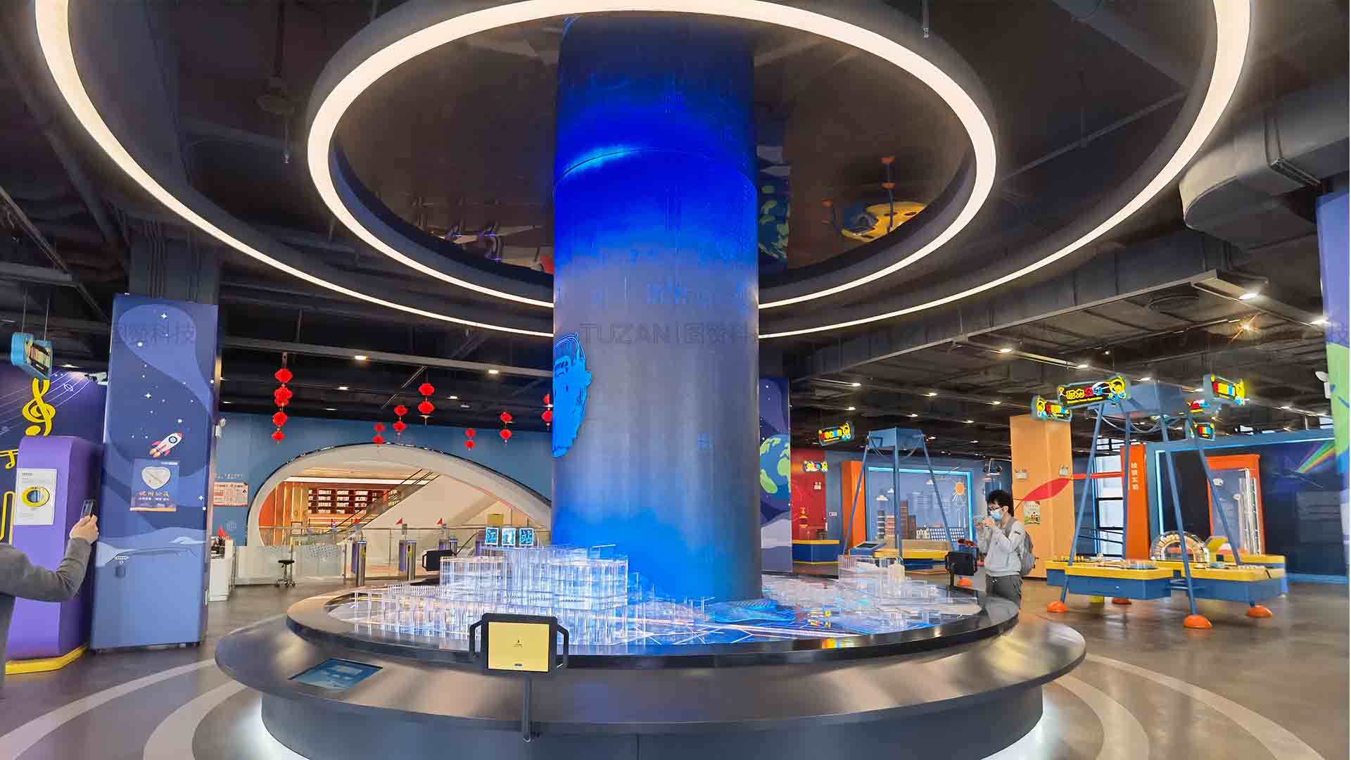 江门科技馆乃多媒体展厅的亮点之作